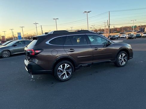 Used 2021 Subaru Outback Touring w/ Popular Package #2 image 6