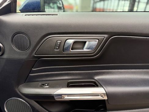 Used 2018 Ford Mustang GT Premium w/ Equipment Group 401A image 27