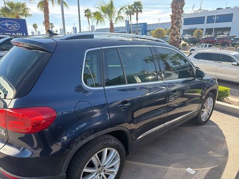 Used 2013 Volkswagen Tiguan SE image 10