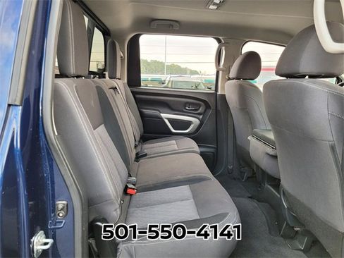 Used 2022 Nissan Titan SV image 14