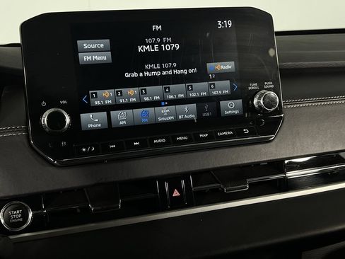 Used 2024 Mitsubishi Outlander SEL image 19