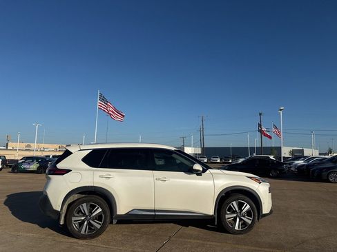 Certified 2023 Nissan Rogue SL w/ SL Premium Package FWD image 27