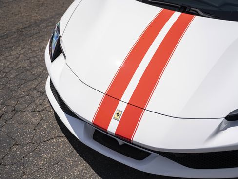 Used 2025 Ferrari 296 GTS RWD image 19