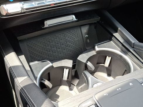 Certified 2025 Mercedes-Benz GLE 450e 4MATIC image 25