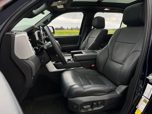Certified 2024 Toyota Sequoia Platinum AWD/4WD image 9