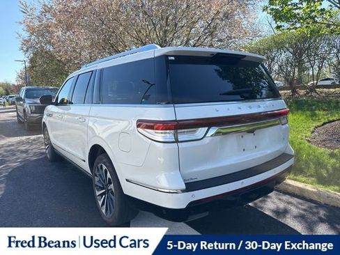 Certified 2023 Lincoln Navigator L Reserve AWD/4WD image 4