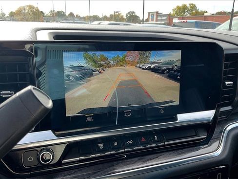 Used 2024 Chevrolet Silverado 2500 LTZ image 21