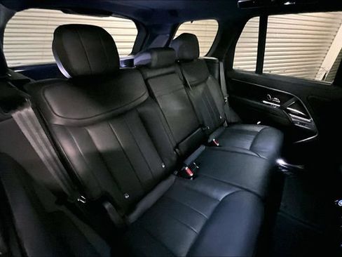 Certified 2024 Land Rover Range Rover SE AWD/4WD image 16