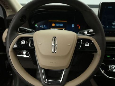 Certified 2023 Lincoln Corsair Reserve w/ Equipment Group 201A AWD/4WD image 16