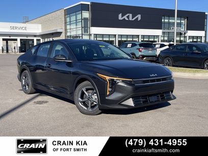 New 2025 Kia K4 LXS