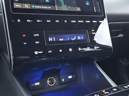 Certified 2023 Hyundai Tucson Limited w/ Cargo Package image 22