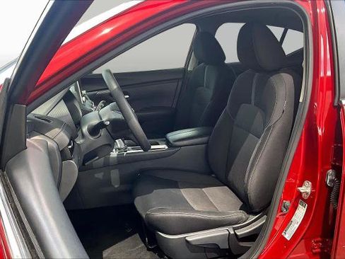 Certified 2024 Nissan Sentra SV FWD image 8