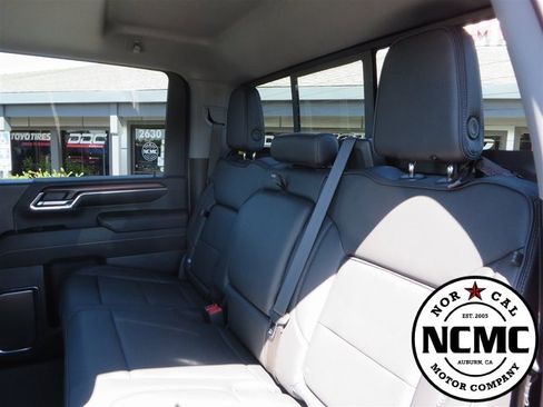 Used 2024 GMC Sierra 2500 Denali w/ Denali Reserve Package image 53