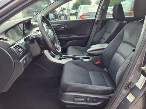 Used 2014 Honda Accord Sport image 17