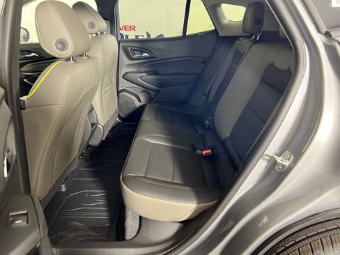 New 2026 Chevrolet Trax ACTIV w/ Sunroof Package FWD image 23