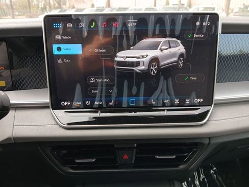 New 2026 Volkswagen Tiguan SE R-Line FWD image 18