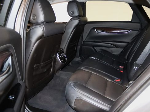 Used 2016 Cadillac XTS Luxury image 46