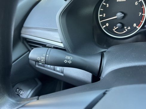 New 2026 Nissan Altima 2.5 SV image 10