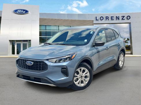 Certified 2025 Ford Escape Active w/ Tech Pack #1 FWD image 1