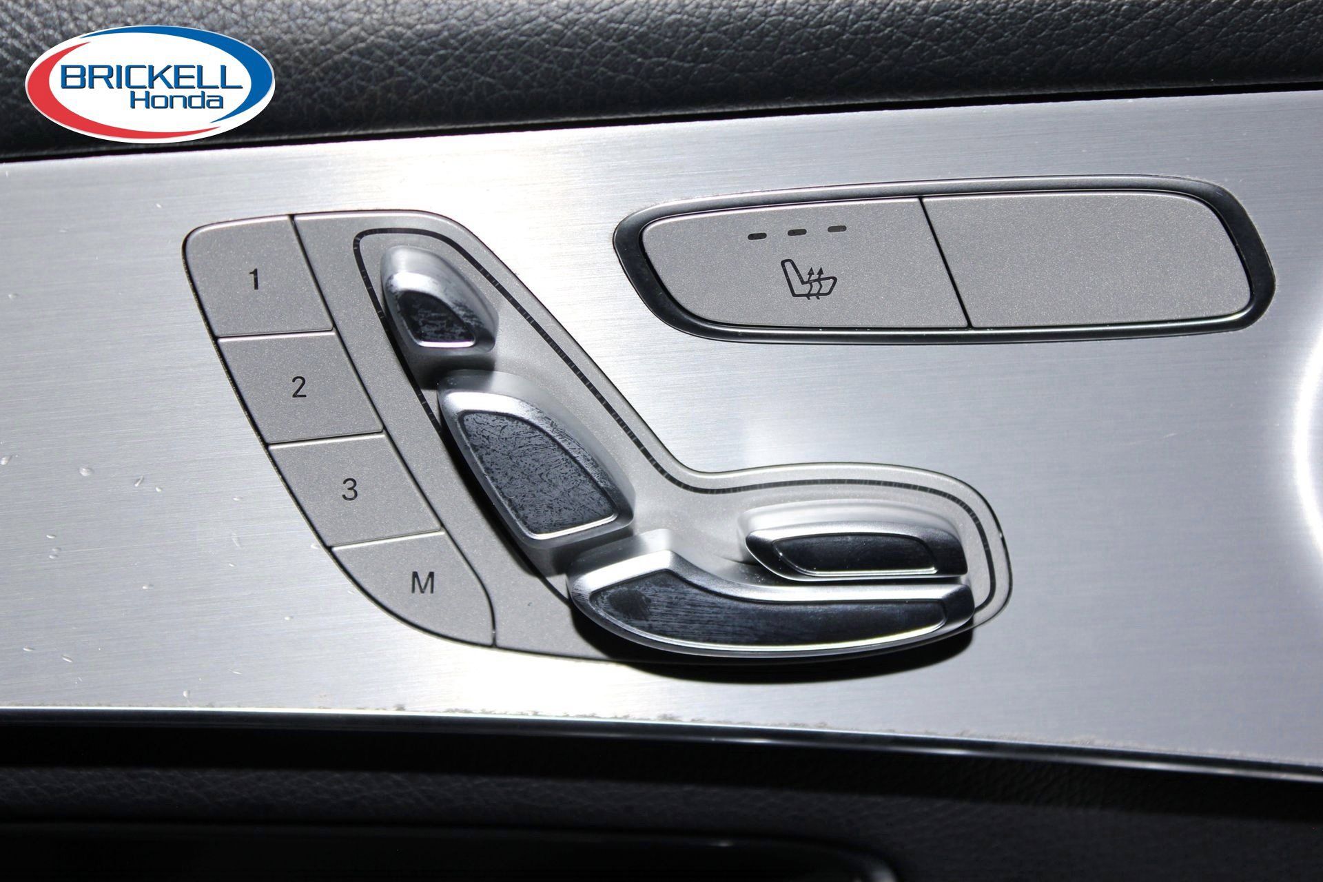 Used 2019 Mercedes-Benz GLC 300 image 24