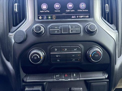 Used 2021 Chevrolet Silverado 2500 LT AWD/4WD image 13