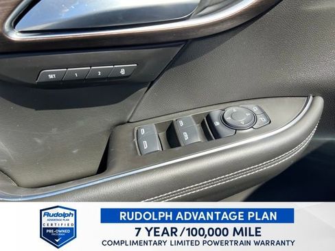 Used 2021 Buick Envision Avenir w/ Technology Package II FWD image 15
