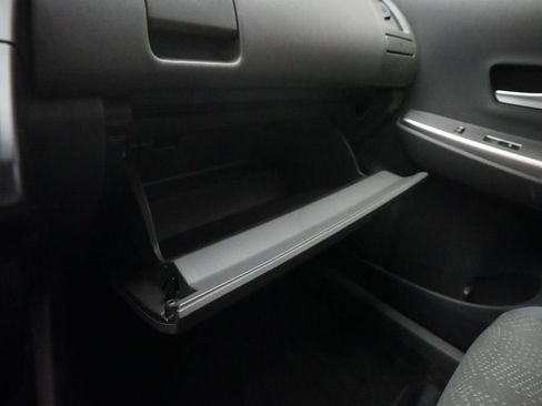 Used 2014 Toyota Prius V Two FWD image 31