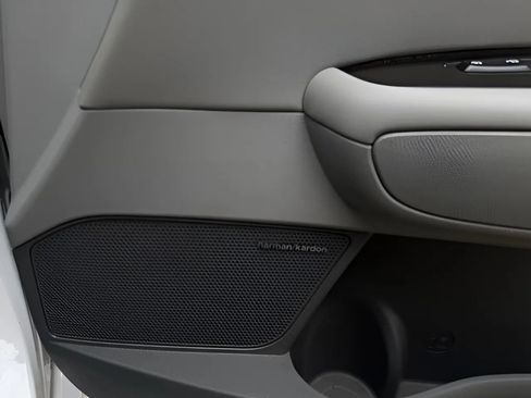 Used 2016 Kia Optima EX w/ Premium Package image 9