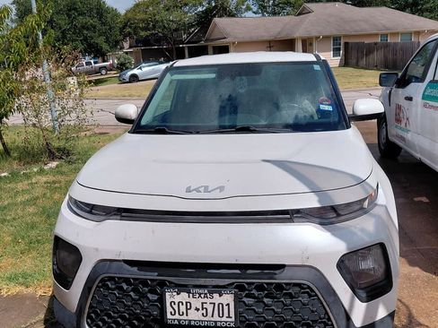 Used 2022 Kia Soul LX w/ Technology Package FWD image 14