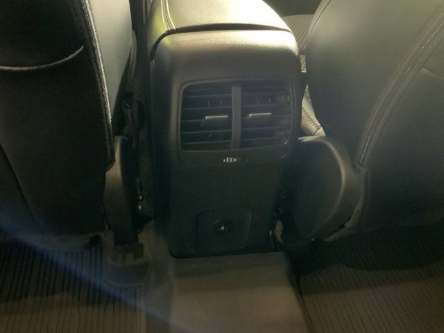 Used 2025 Ford Escape SE FWD image 32