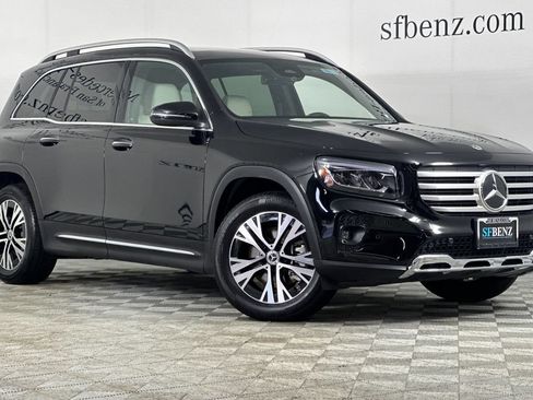 Used 2026 Mercedes-Benz GLB 250 image 2