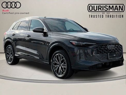 Certified 2025 Audi Q5 2.0T Premium Plus image 1