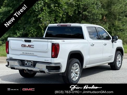 Used 2022 GMC Sierra 1500 SLT w/ X31 Off-Road Package AWD/4WD image 13