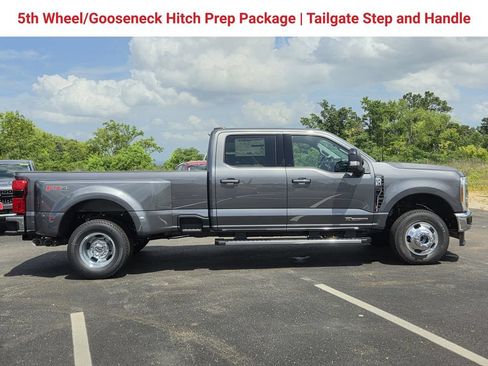 New 2026 Ford F350 Lariat AWD/4WD image 9