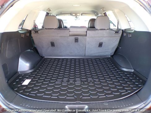 Used 2012 Kia Sorento LX AWD/4WD image 9