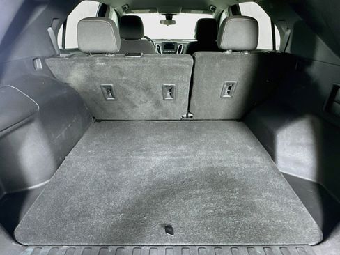 Used 2022 Chevrolet Equinox LT FWD image 27