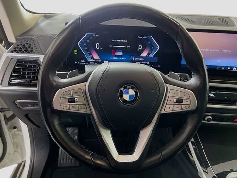 Used 2024 BMW X7 xDrive40i AWD/4WD image 12