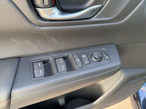 Used 2026 Honda CR-V Sport image 10