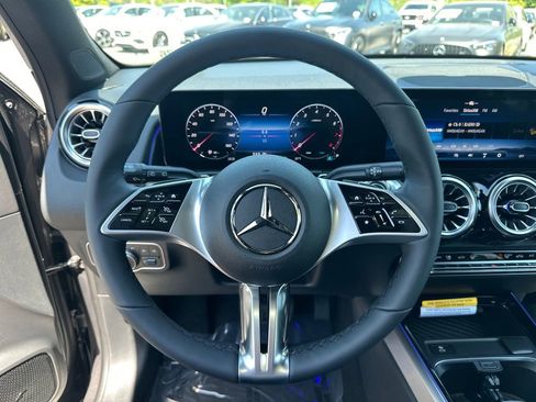 New 2026 Mercedes-Benz GLB 250 4MATIC image 26