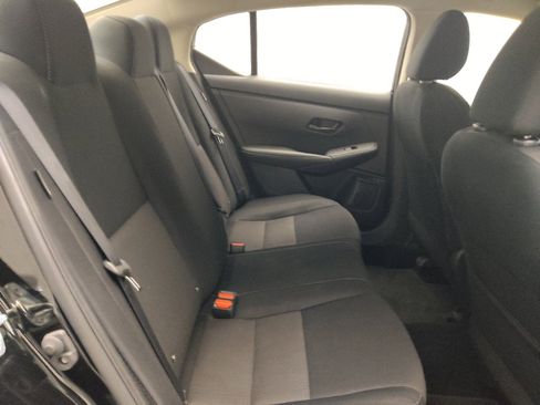 Used 2024 Nissan Sentra SV FWD image 19