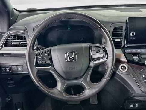 Used 2025 Honda Odyssey Sport-L image 18
