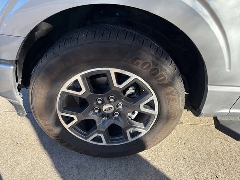 Used 2024 Ford F150 STX image 9