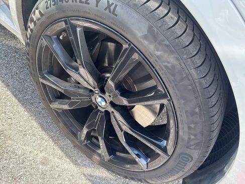 Used 2024 BMW X7 xDrive40i w/ M Sport Package image 4