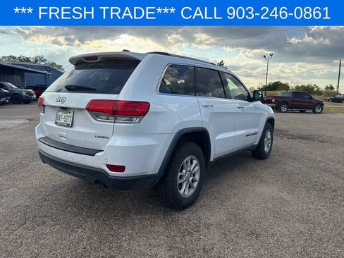 Used 2019 Jeep Grand Cherokee Laredo RWD image 12