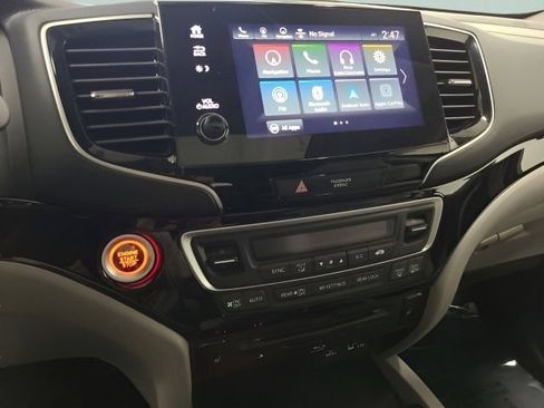 Used 2022 Honda Pilot Touring image 31