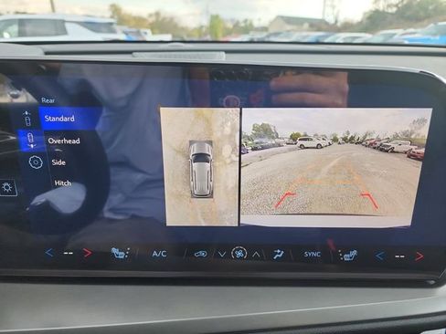 New 2026 Chevrolet Traverse LT w/ Enhanced Driving Package image 26