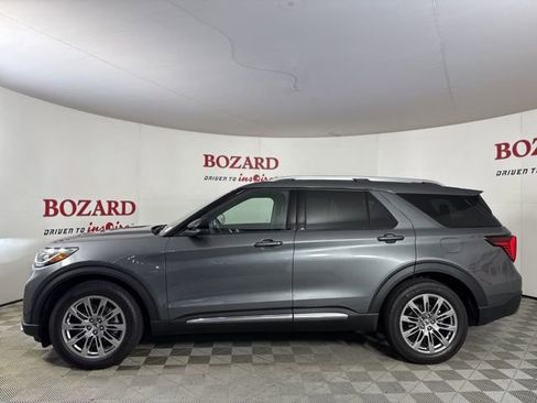 New 2026 Ford Explorer Platinum image 4