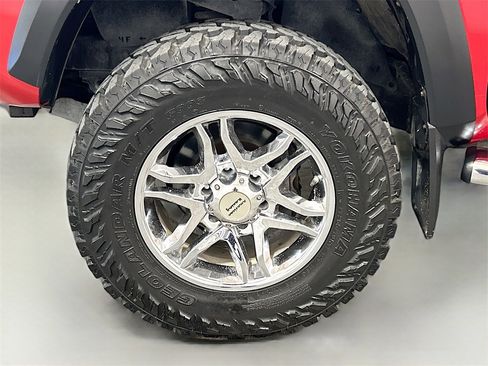 Used 2020 Toyota Tacoma TRD Off-Road image 29