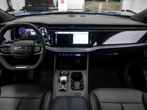 Used 2025 Jeep Wagoneer S Limited AWD/4WD image 20