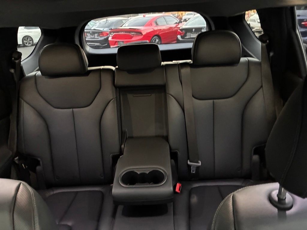 Certified 2023 Hyundai Santa Fe SEL w/ Premium Package AWD/4WD image 19